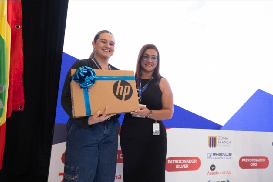 Entrega de premios en el stand