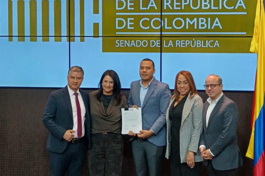 Senado de la República: debate del régimen aduanero colombiano. Bogotá, 2024.